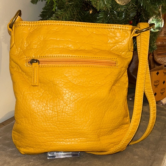 Ampére Mustard Yellow Crossbody Bag - Picture 8 of 13